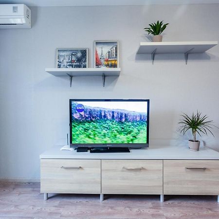 Obolon Metro Station Apartman Kijev Kültér fotó
